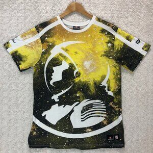 Southpole Graphic T-Shirt Astronaut USA Flag Print‎ Short Sleeve Size Medium